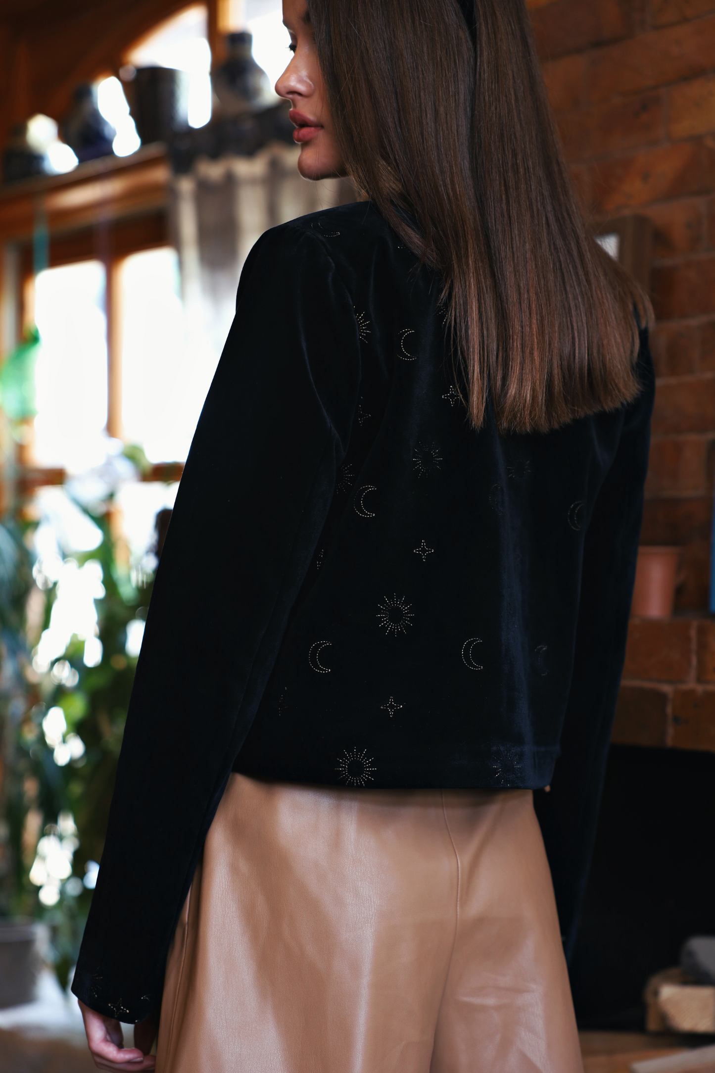 The Golden Nehebkau | Embroidered Velvet Jacket