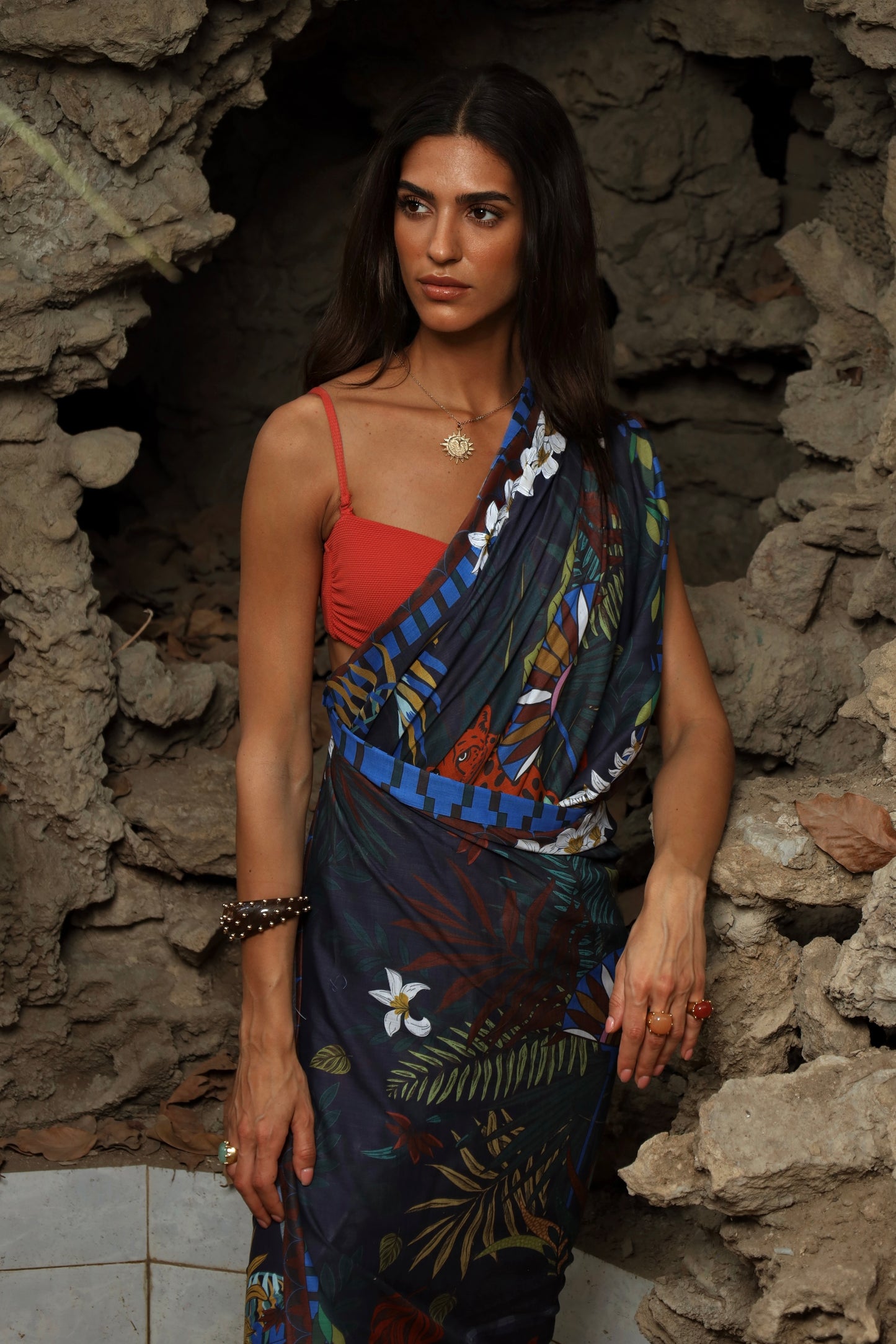 The Guardian Chair in Dark Blue | Multi Wear Sarong